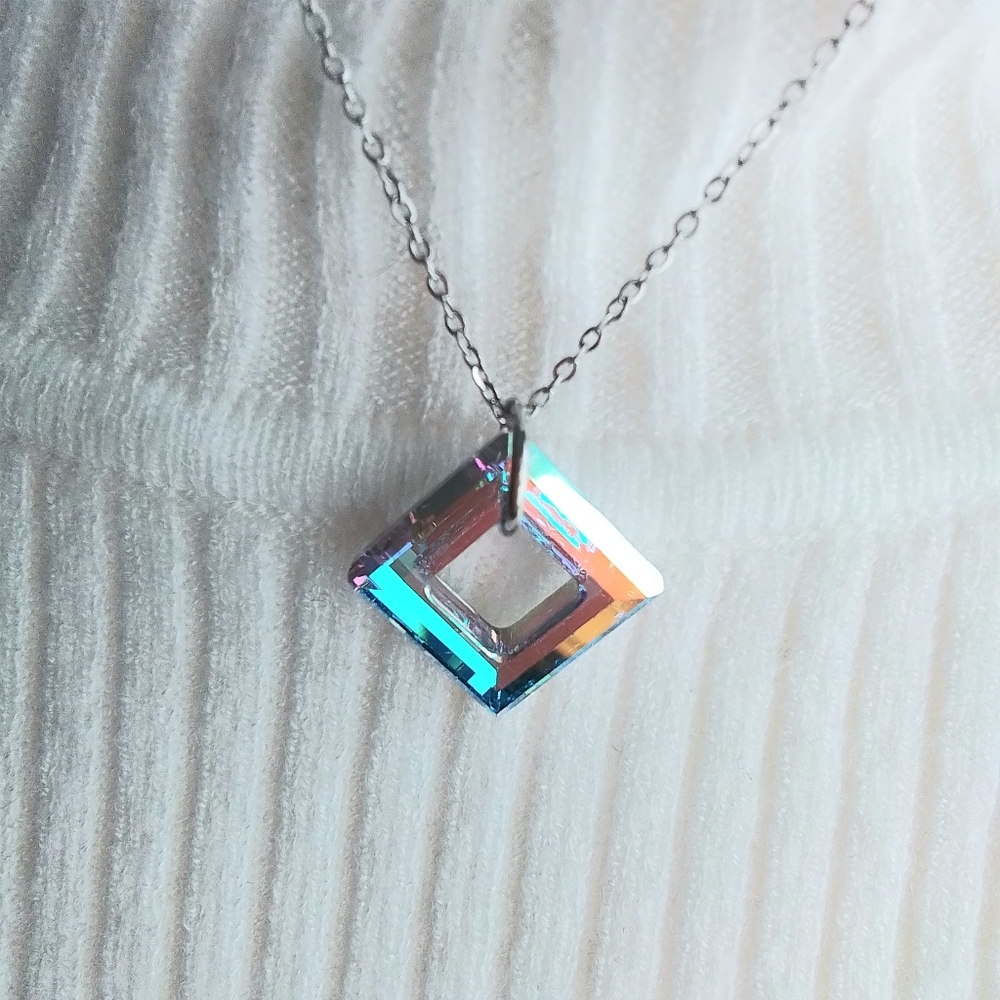 Swarovski Crystal Jewel handmade necklace